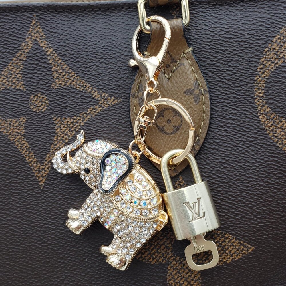 Authentic Louis Vuitton Gold Lock & Key ✨ Bag Charm Unbranded Elephant Keychain
